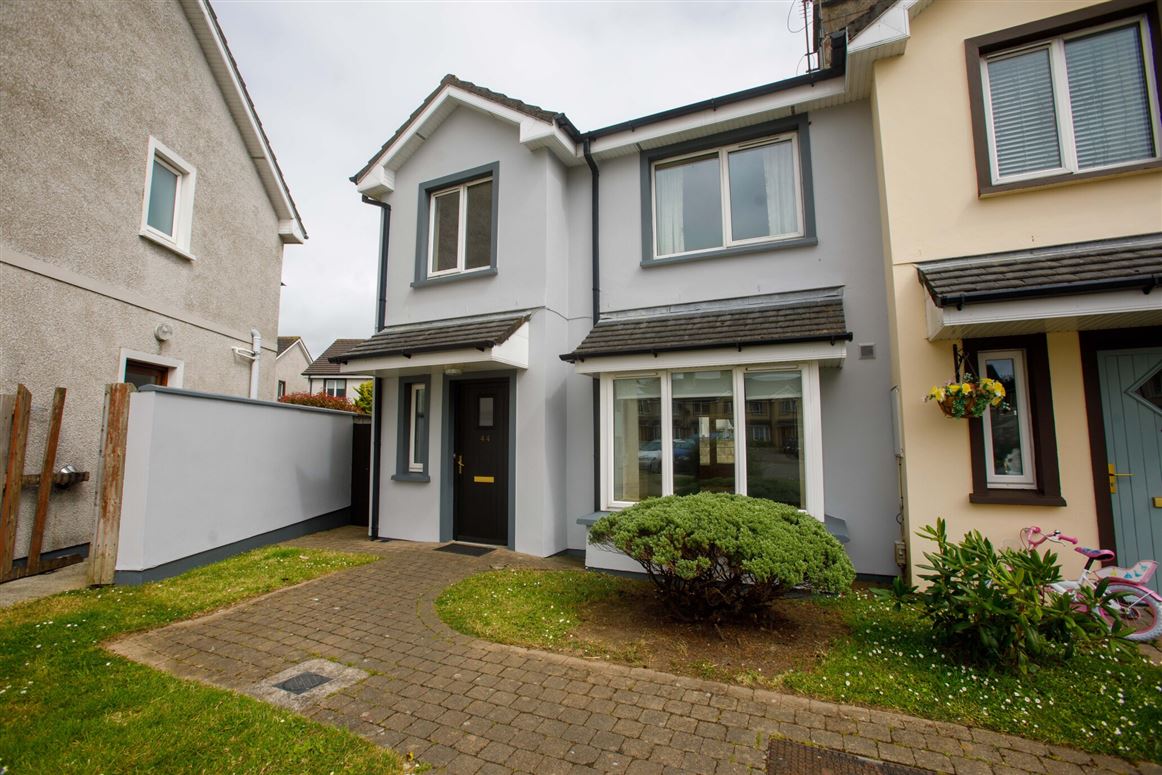44 Deer Park, Manor West, Tralee, Co. Kerry