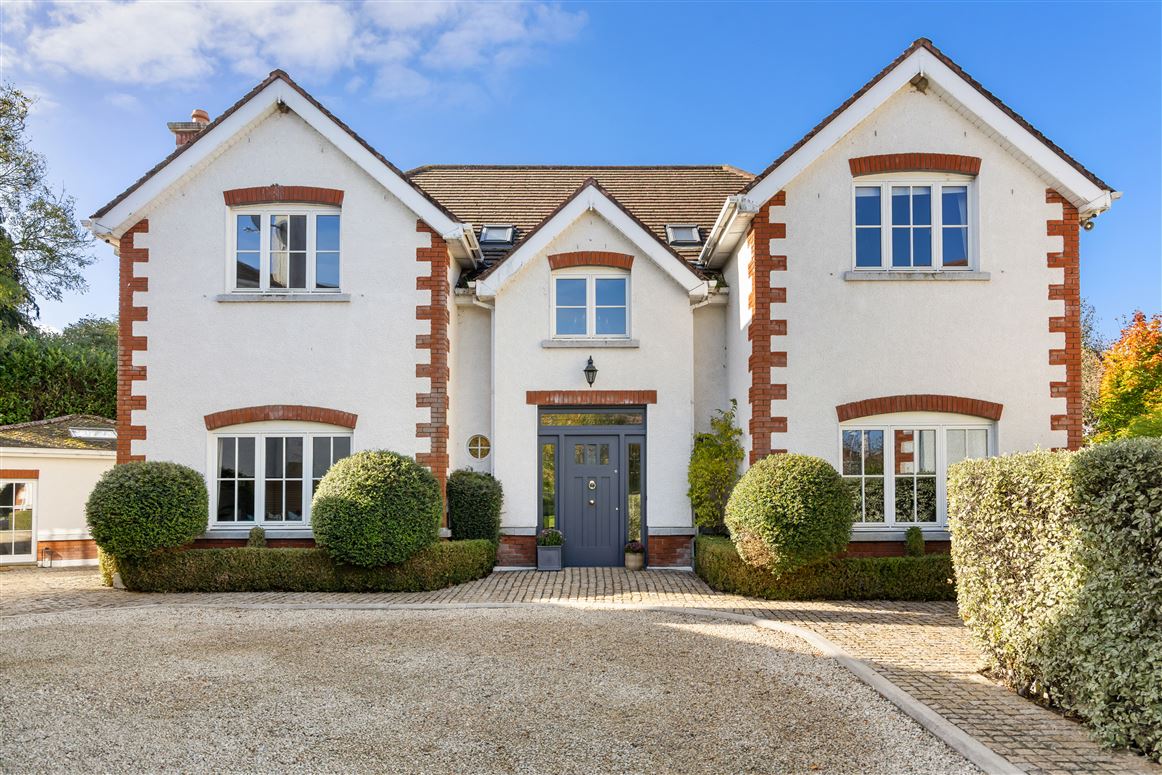 8 Cairnbrook, Carrickmines, Dublin 18