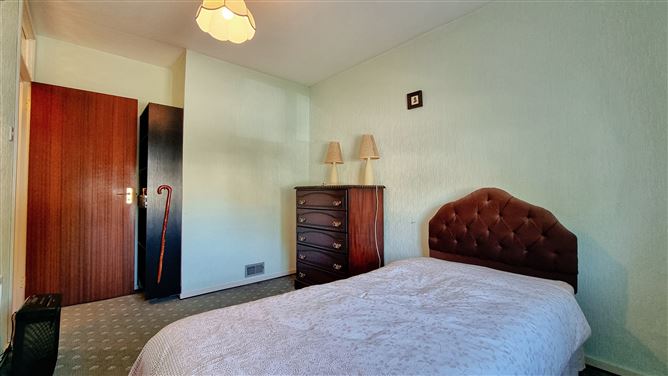 7 Rosebank, Oldbawn, Dublin 24