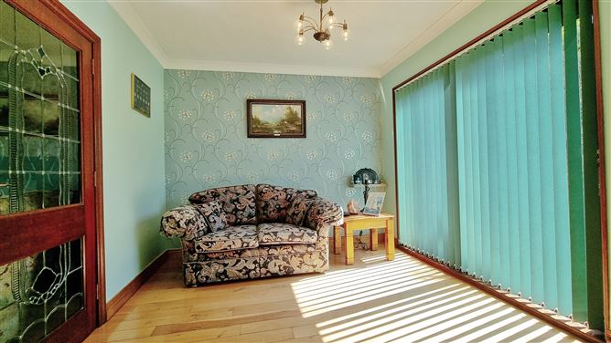 7 Rosebank, Oldbawn, Dublin 24