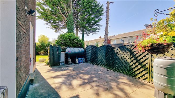 7 Rosebank, Oldbawn, Dublin 24