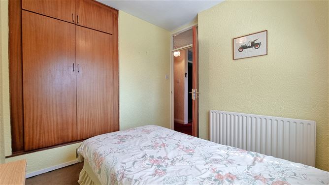 7 Rosebank, Oldbawn, Dublin 24