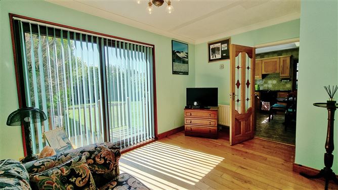 7 Rosebank, Oldbawn, Dublin 24