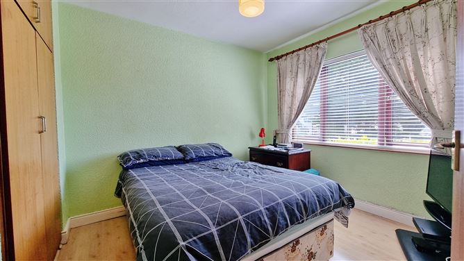 7 Rosebank, Oldbawn, Dublin 24