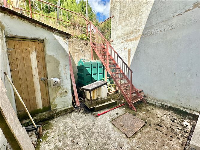 Photo 14 of 19 — 18 Roslea Road, Clones, Monaghan