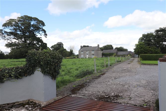 Ashpark, Dogstown, Crossakiel, Kells, Meath