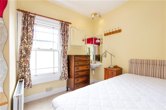 106 St Lawrence Road, Clontarf, Dublin 3