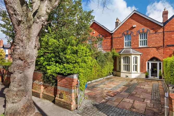 106 St Lawrence Road, Clontarf, Dublin 3