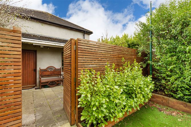 106 St Lawrence Road, Clontarf, Dublin 3