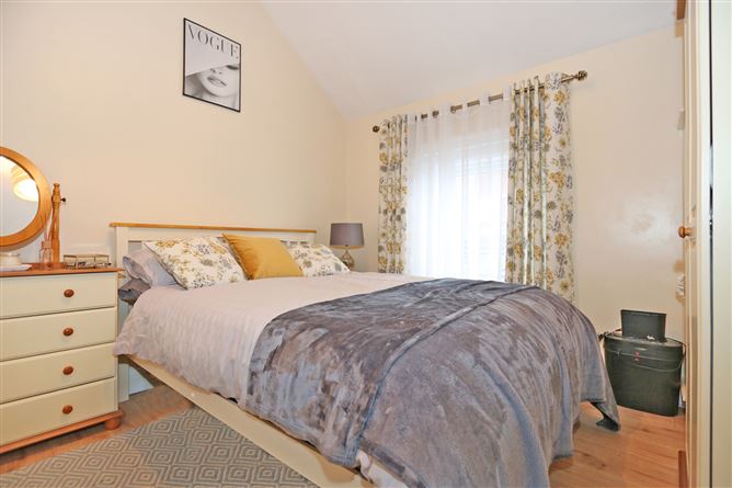 5 Island View Terrace, King's Island, Limerick