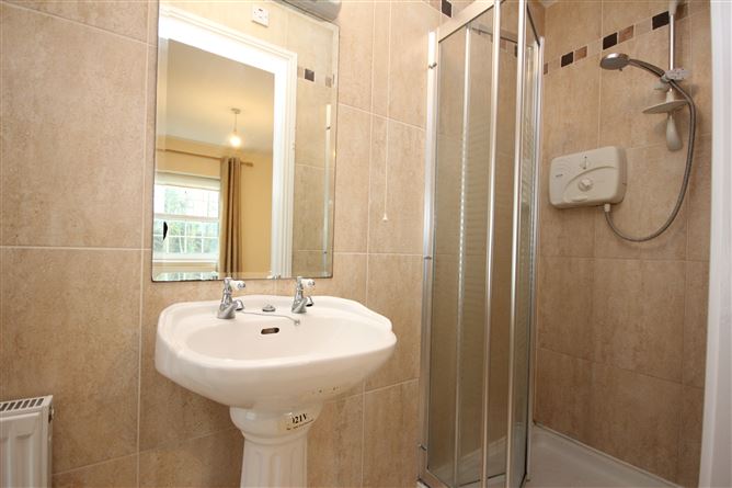 Carrick House, Mountrath Rd, Portlaoise, Laois