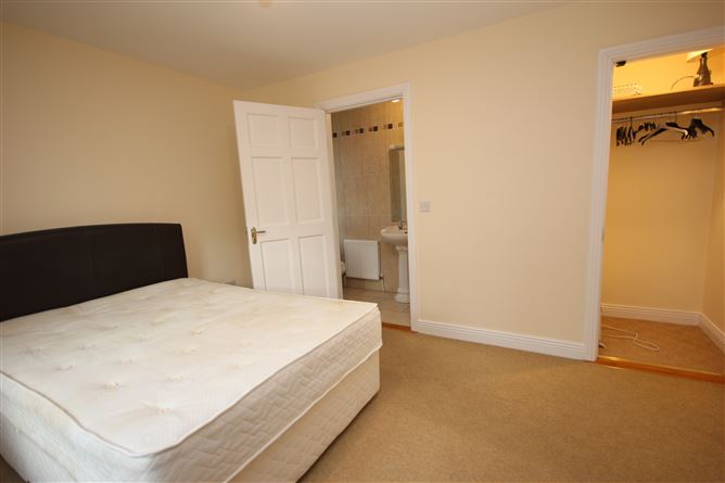 Carrick House, Mountrath Rd, Portlaoise, Laois
