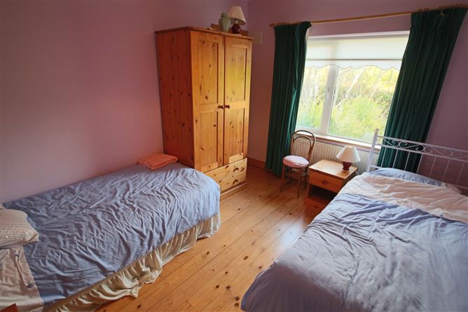 Roslei House, Tullylannan, Leitrim Village, Co. Leitrim