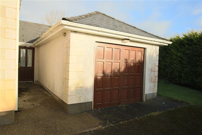 Roslei House, Tullylannan, Leitrim Village, Co. Leitrim