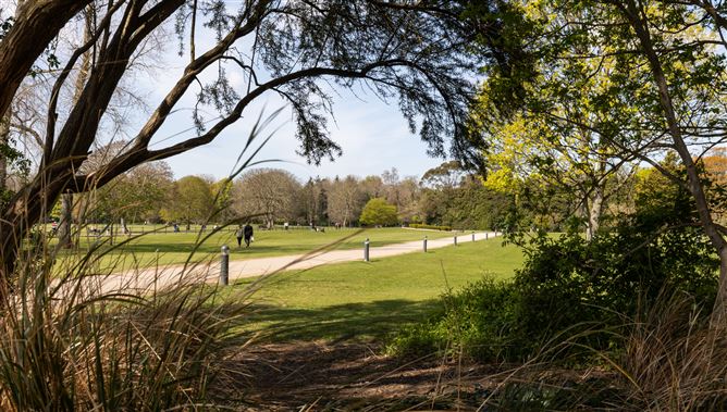 35 The Rise, Malahide,   County Dublin