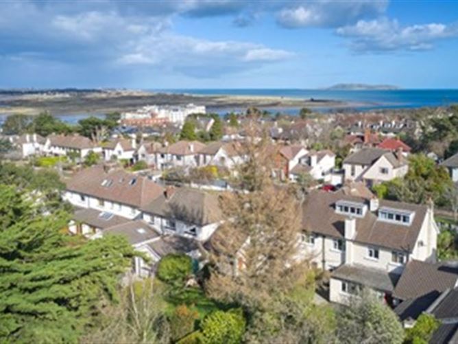 35 The Rise, Malahide,   County Dublin