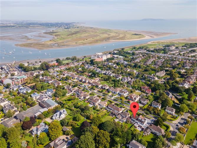 35 The Rise, Malahide,   County Dublin