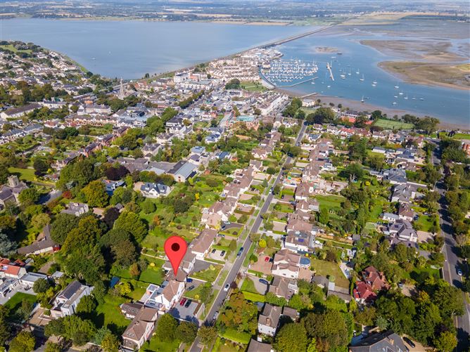 35 The Rise, Malahide,   County Dublin