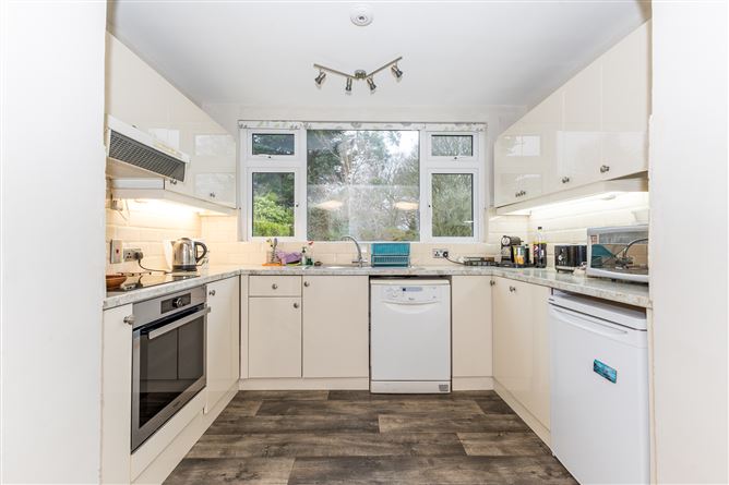 35 The Rise, Malahide,   County Dublin