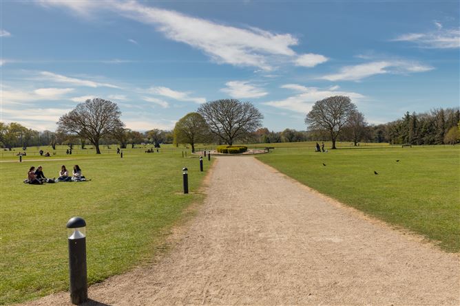 35 The Rise, Malahide,   County Dublin