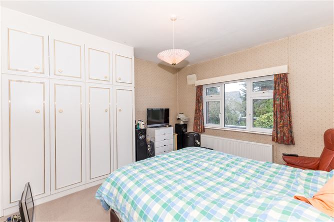 35 The Rise, Malahide,   County Dublin
