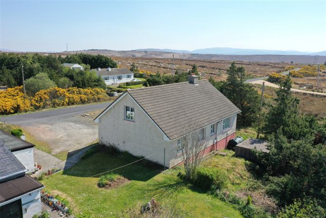 The Diamond, Dungloe, Donegal