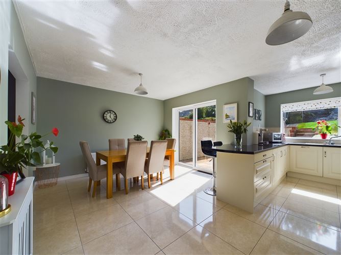 Dun Aonghasa, 24 Bromley Park, Donnybrook, Cork