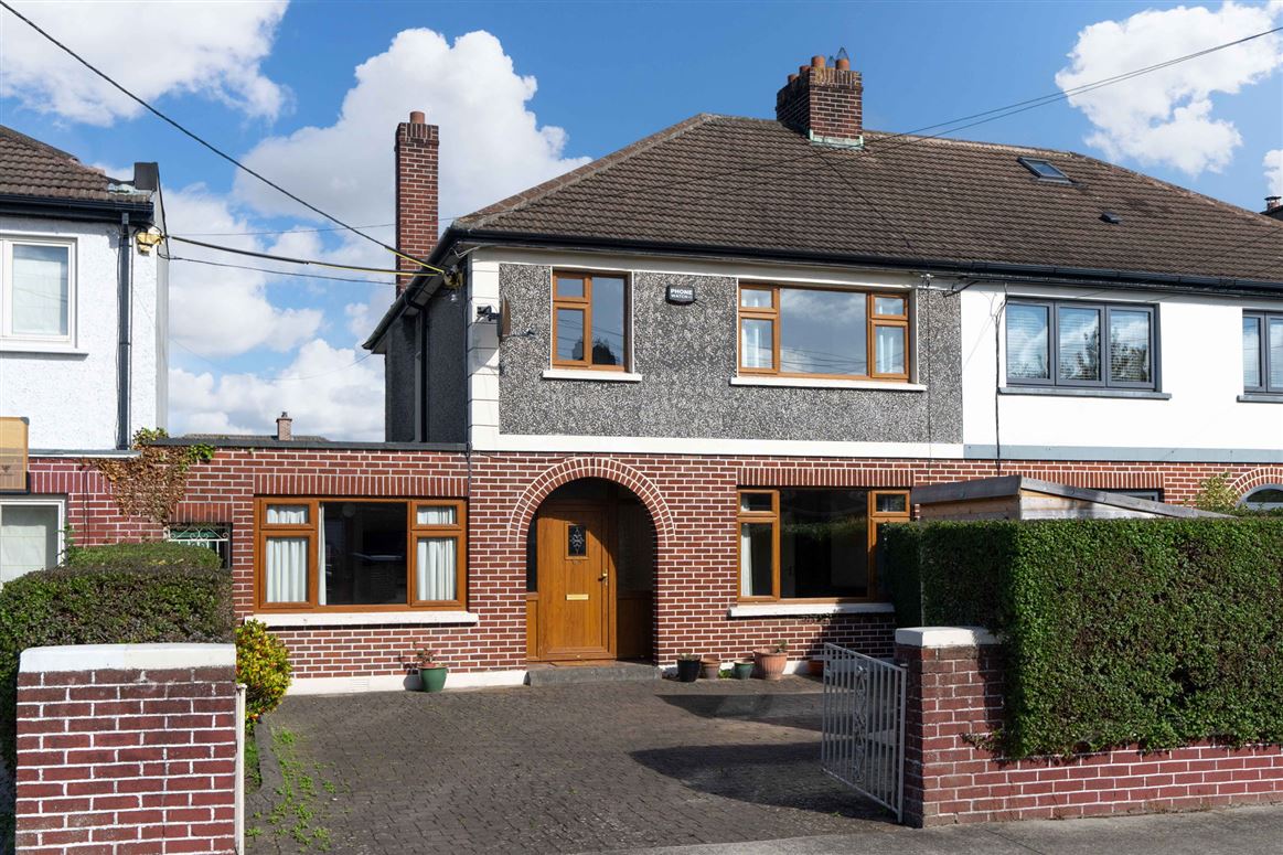69 Templeville Drive, Templeogue, Dublin 6W