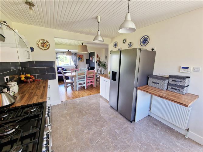 Roslevan, Tulla Road, Ennis, Co. Clare