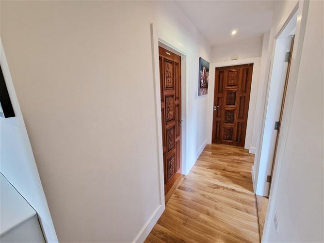 Roslevan, Tulla Road, Ennis, Co. Clare