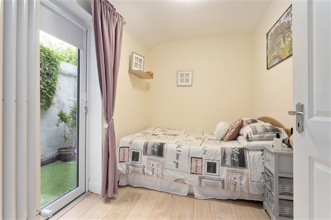 4 Brabazon Square, Dublin 8