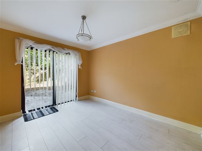 4 Rocwood Drive, Grange Manor, Waterford City, Waterford