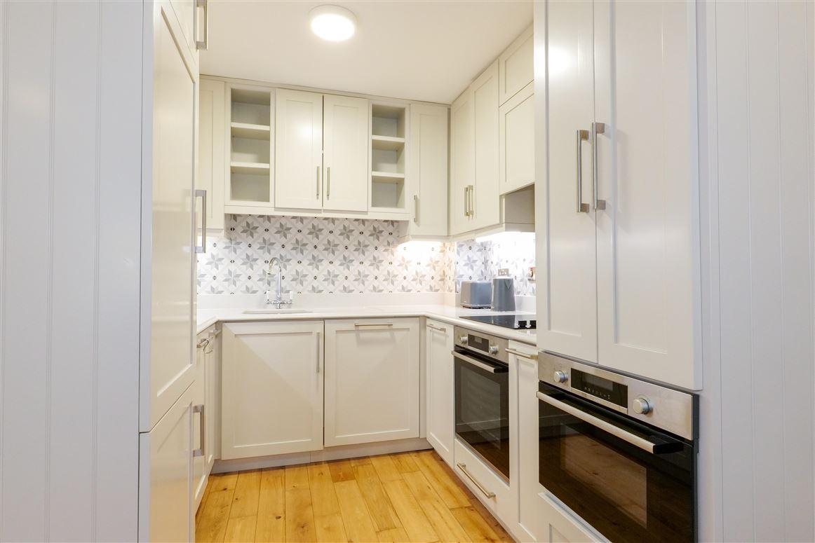 15 Cuirt Eanna, The Long Walk, Galway City