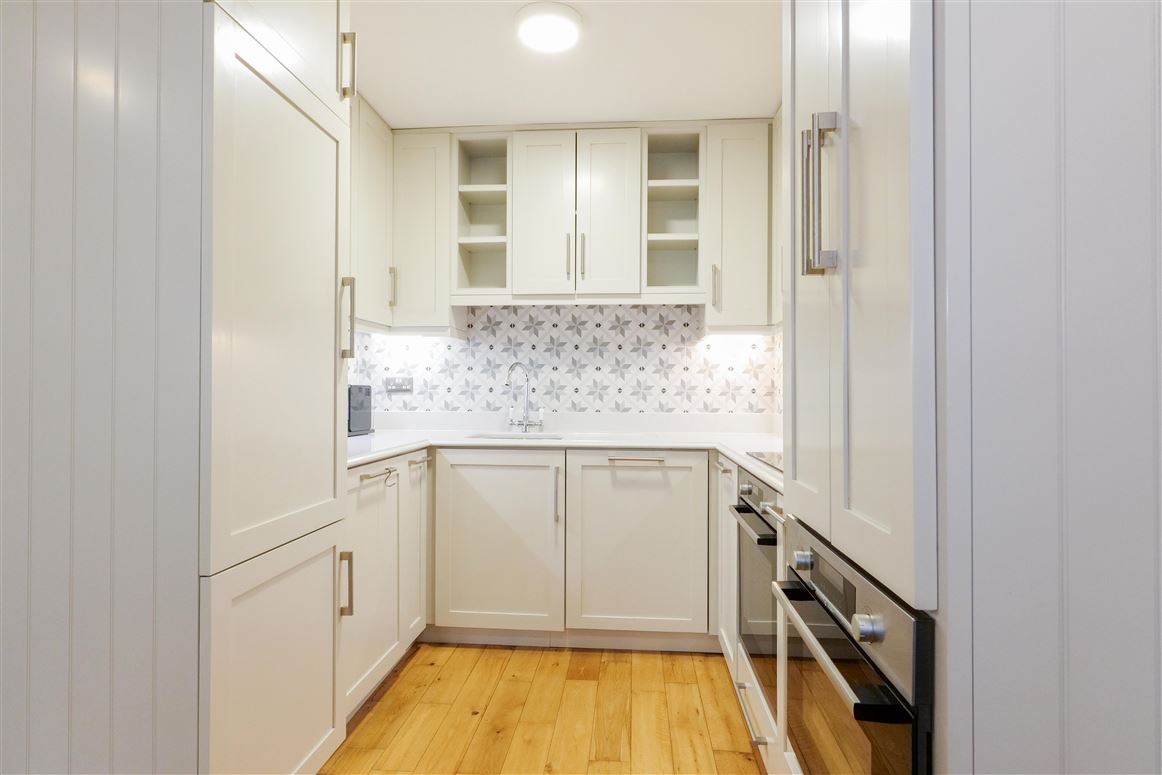 15 Cuirt Eanna, The Long Walk, Galway City