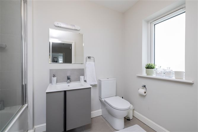 19 The Grove, Whitefield Hall, Bettystown, Meath