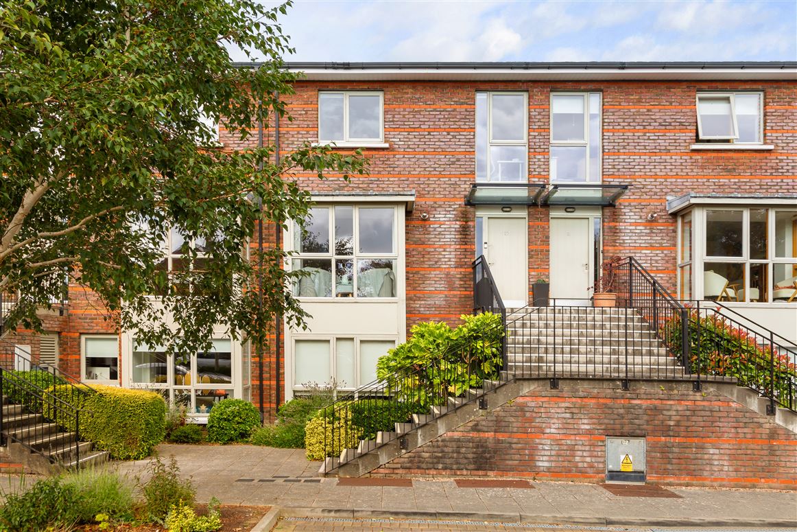 27 Kelston Avenue, Leopardstown Road, Foxrock, Dublin 18