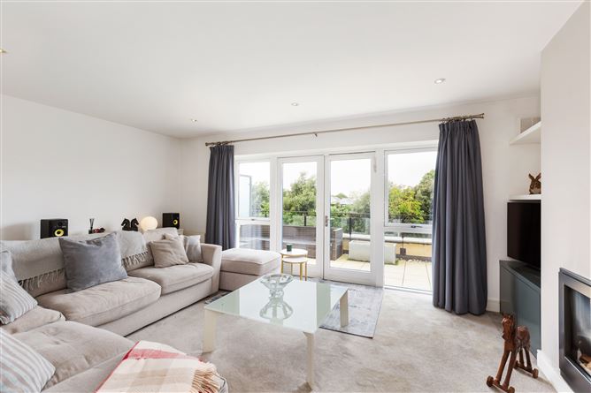27 Kelston Avenue, Leopardstown Road, Foxrock, Dublin 18