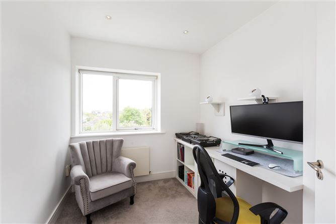 27 Kelston Avenue, Leopardstown Road, Foxrock, Dublin 18