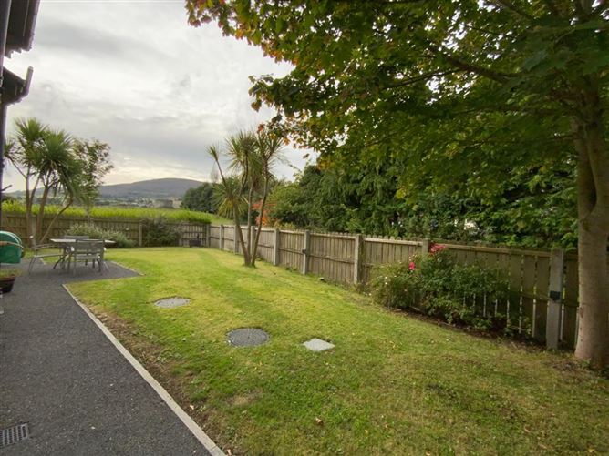 Mountain View, 48 Oyster Bay, Carlingford, Louth