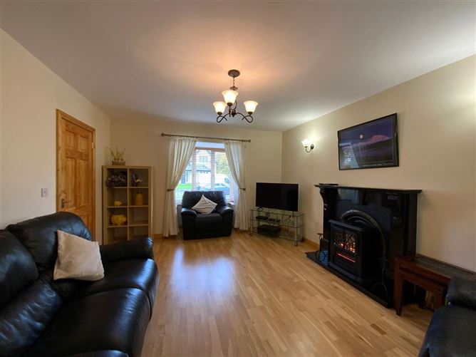 Mountain View, 48 Oyster Bay, Carlingford, Louth