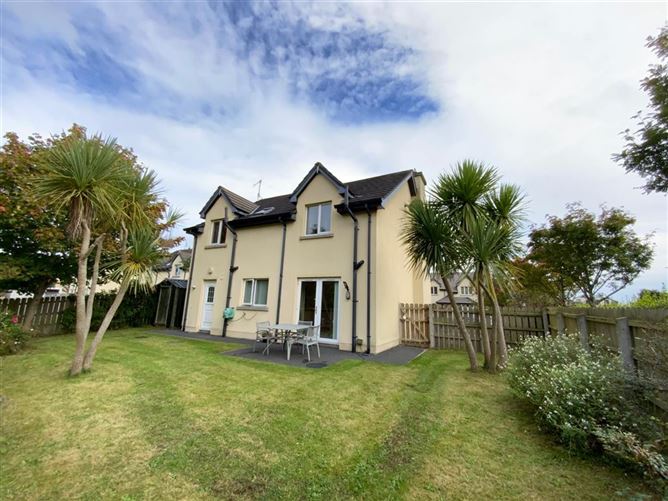 Mountain View, 48 Oyster Bay, Carlingford, Louth