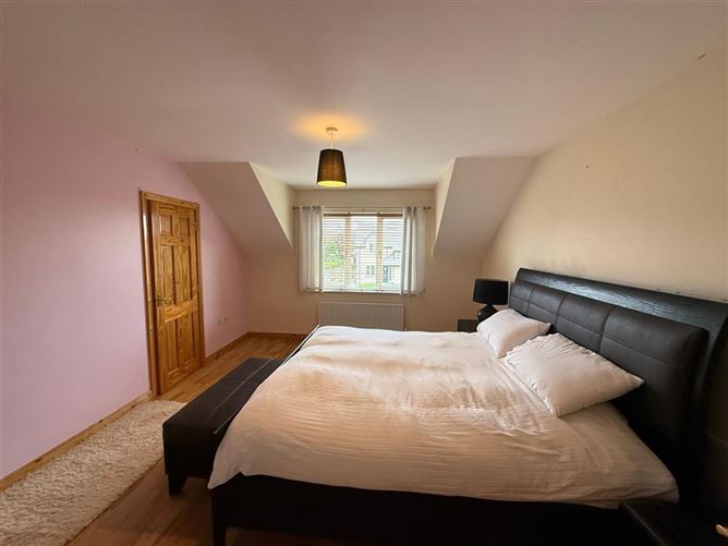 Mountain View, 48 Oyster Bay, Carlingford, Louth