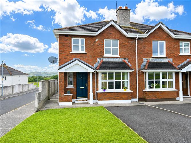 9 Brookfield, Ballinode, Sligo