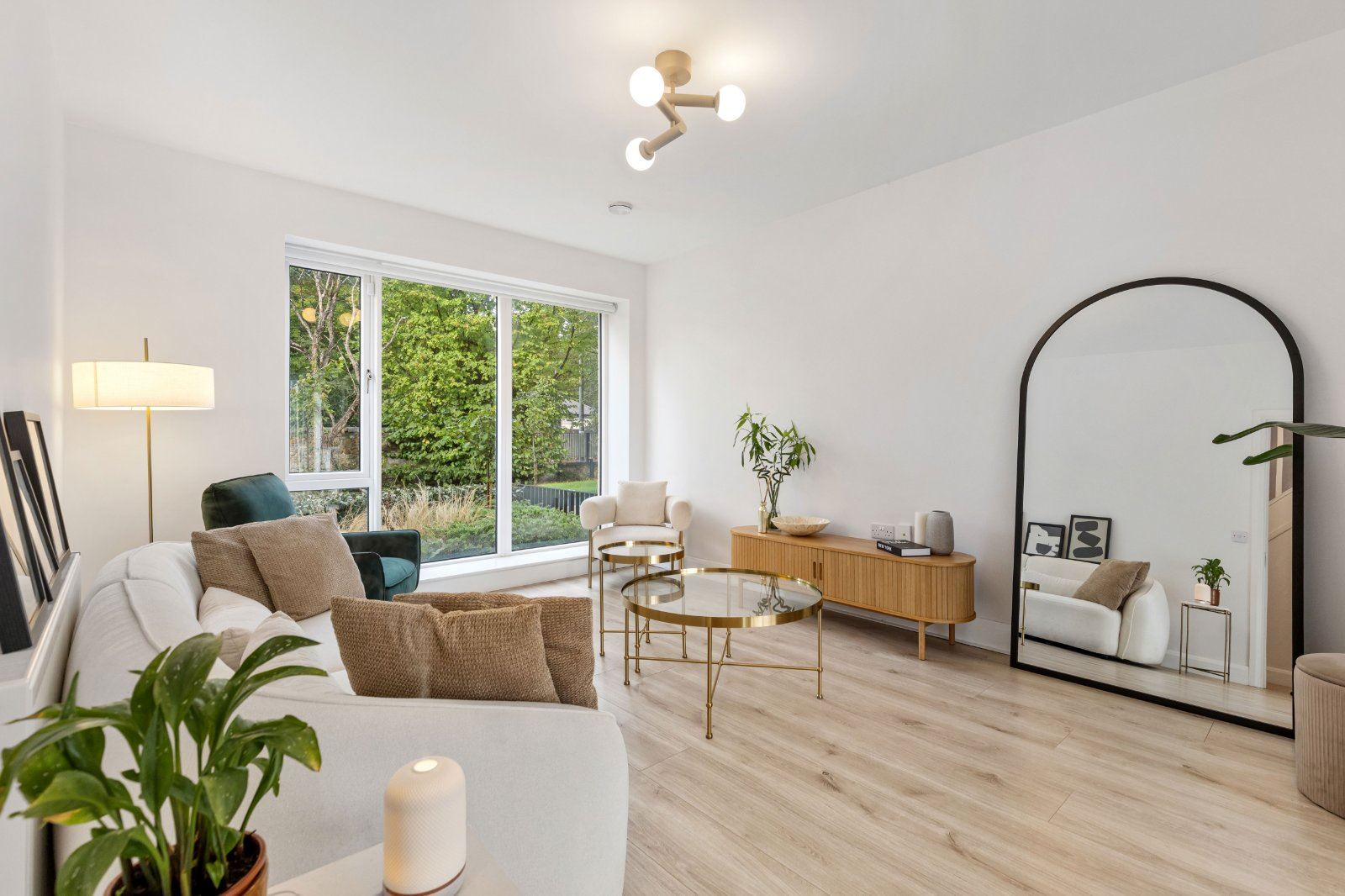 Photo 1 of 14 — 10 Woodbrook Court, Old Bray Road, Shankill, Co. Dublin