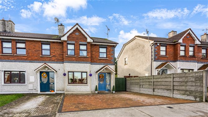 7 Oak Grove, Kingscourt, Cavan