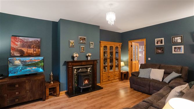 7 Oak Grove, Kingscourt, Cavan