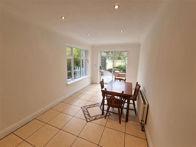 27 Ard Na Gaoithe, Circular Road, Ennis, Co. Clare