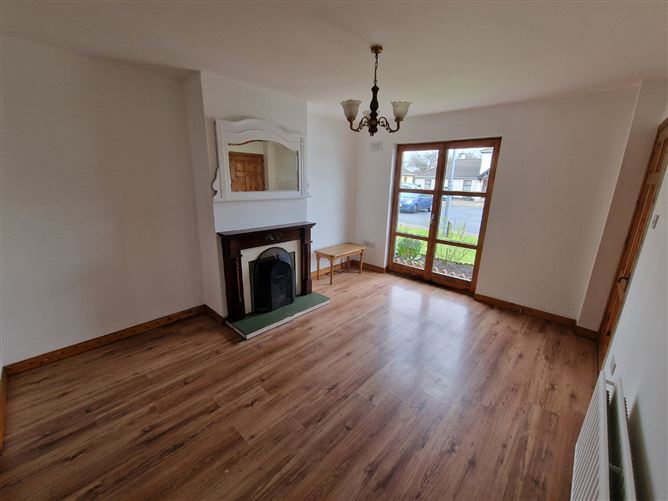 27 Ard Na Gaoithe, Circular Road, Ennis, Co. Clare