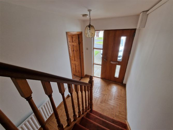 27 Ard Na Gaoithe, Circular Road, Ennis, Co. Clare