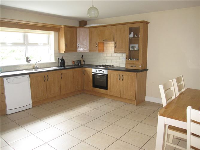 28 Rockfield Heights, Kingscourt, Cavan